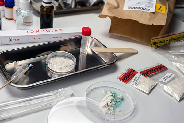 Imagen de Curso en Limpieza, Esterilización y Preparación de Material de Laboratorio Forense