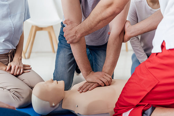 Imagen de Curso de Desarrollo Profesional en Soporte Vital Básico, RCP y Uso del DESA en Espacios Públicos
