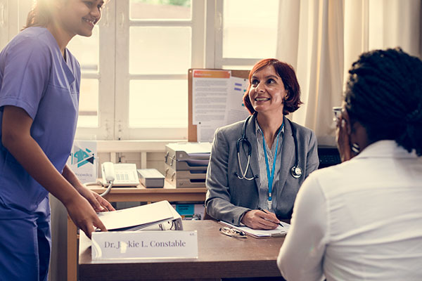 Imagen de Curso de Desarrollo Profesional en Atención de Primera Acogida y Triaje en Servicios Sociales Comunitarios