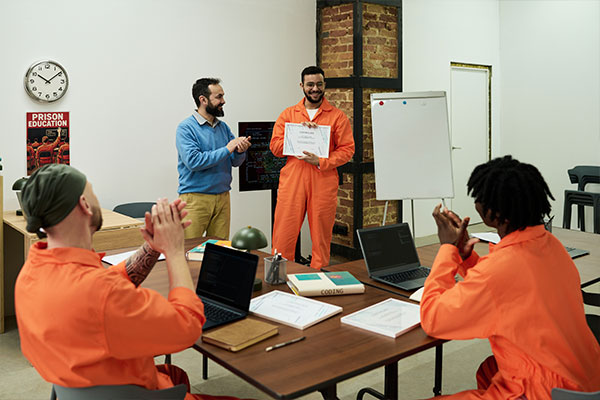 Imagen de Curso en Programas de Preparación para la Libertad y Reinserción Sociolaboral