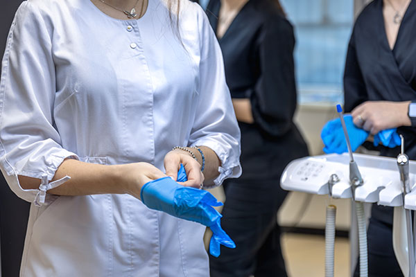 Imagen de Curso de Desarrollo Profesional  en Blanqueamiento Dental y Prevención en Estética Odontológica