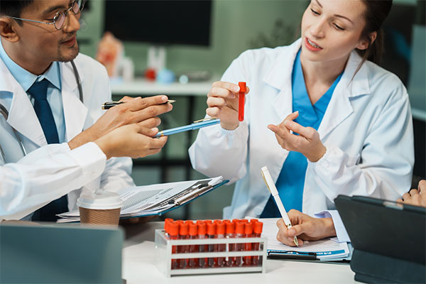 Imagen de Curso de Desarrollo Profesional en Traslado de Muestras Biológicas, Documentación Clínica y Farmacia